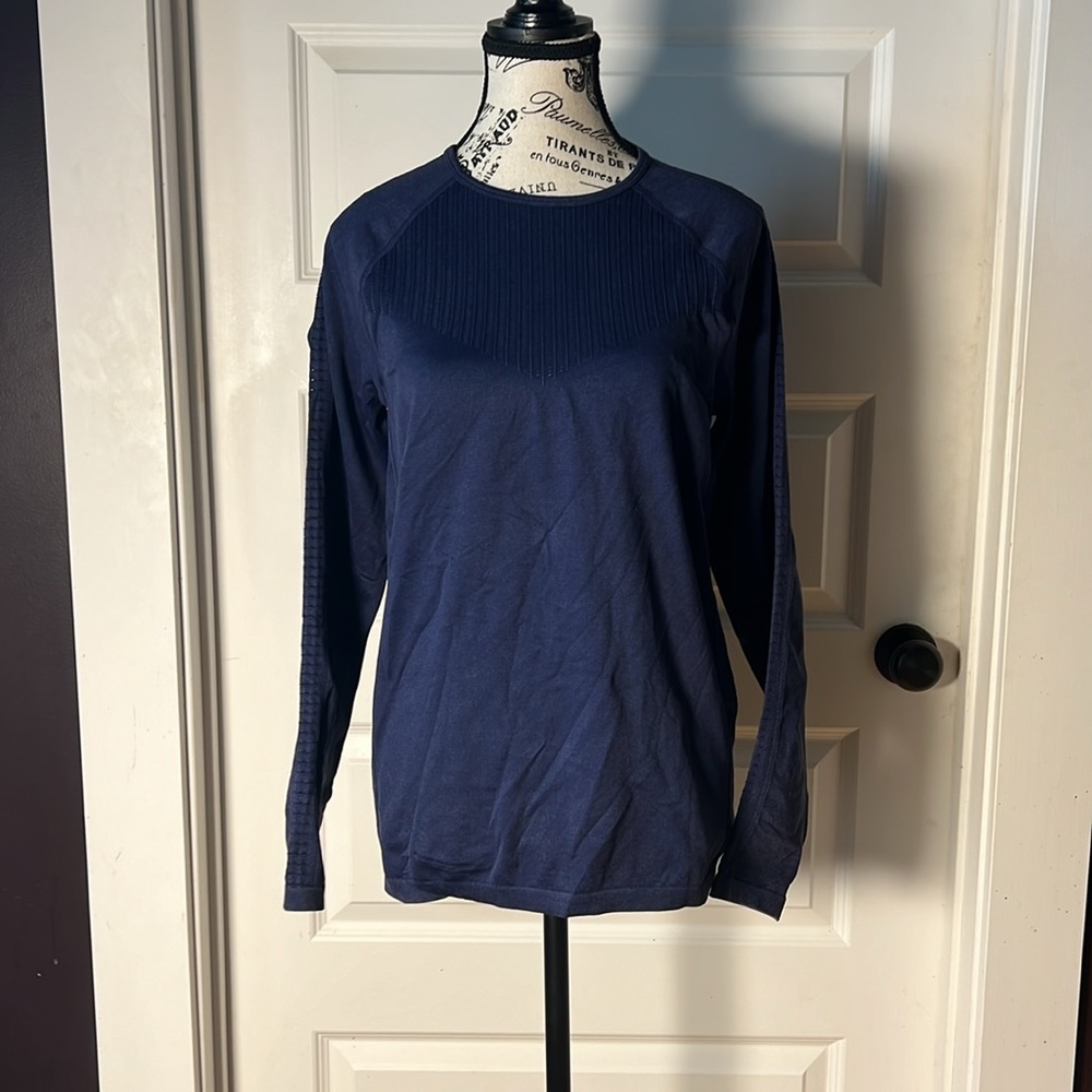FABLETICS NWT sync seamless washed deep navy